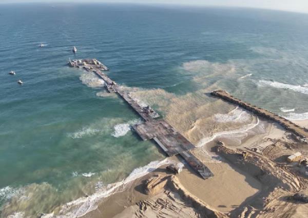 救援物资开始通过美国建造的码头抵达加沙
